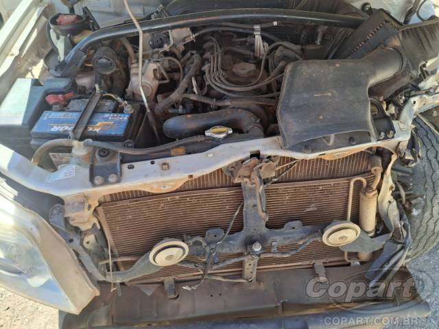 2013 MITSUBISHI PAJERO TR4 