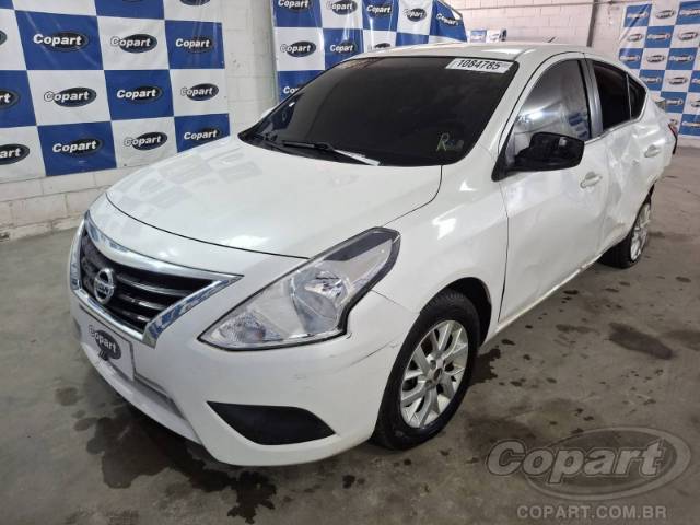 2016 NISSAN VERSA 