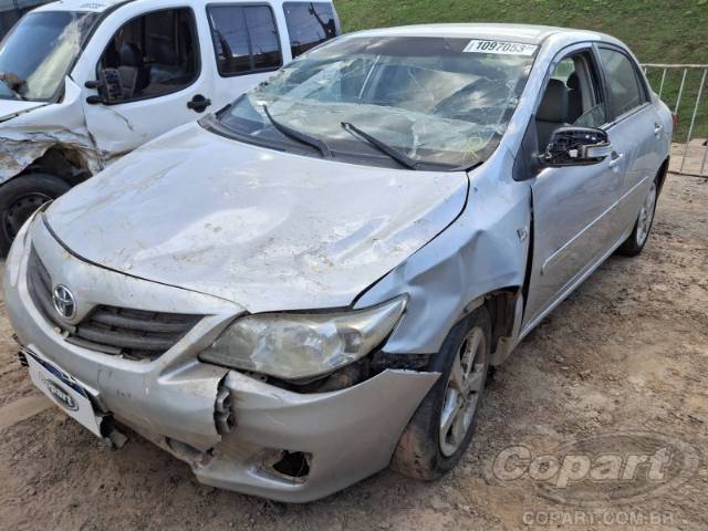 2013 TOYOTA COROLLA 