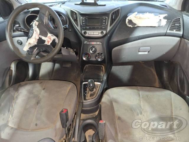2016 HYUNDAI HB20S 
