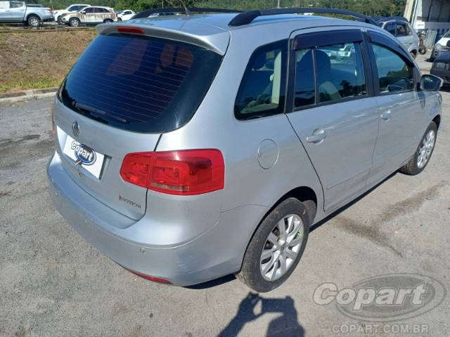 2013 VOLKSWAGEN SPACEFOX 