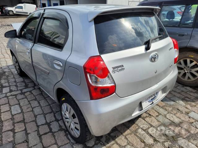 2015 TOYOTA ETIOS 