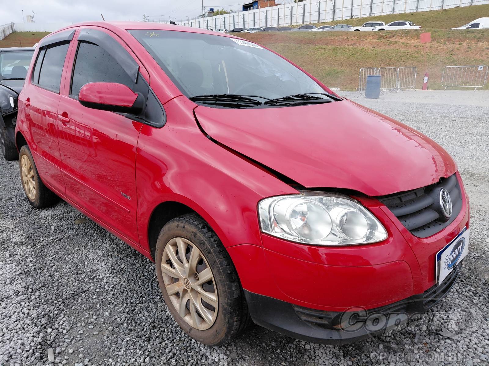 2010 VOLKSWAGEN FOX