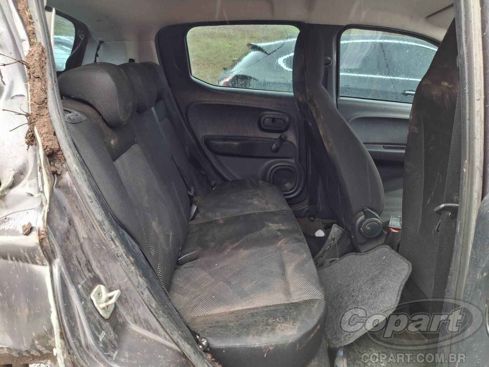 Foto 6 de 15: 2024 FIAT MOBI