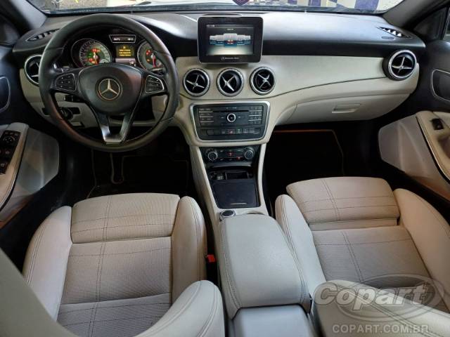2016 MERCEDES BENZ GLA 