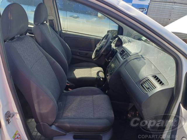 2014 VOLKSWAGEN FOX 