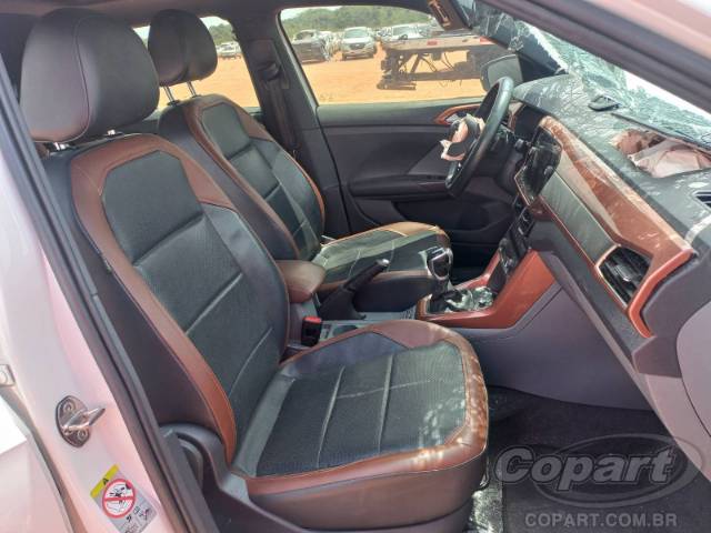 2020 VOLKSWAGEN T-CROSS 