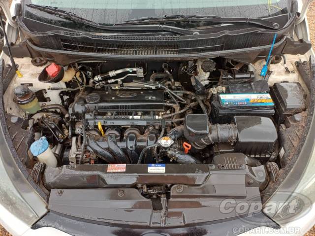 2014 HYUNDAI HB20S 