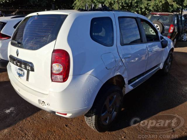 2015 RENAULT DUSTER 