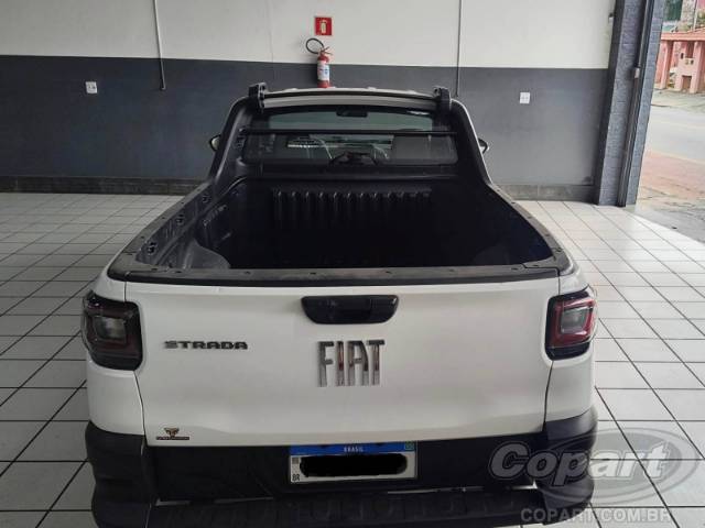 2025 FIAT STRADA 