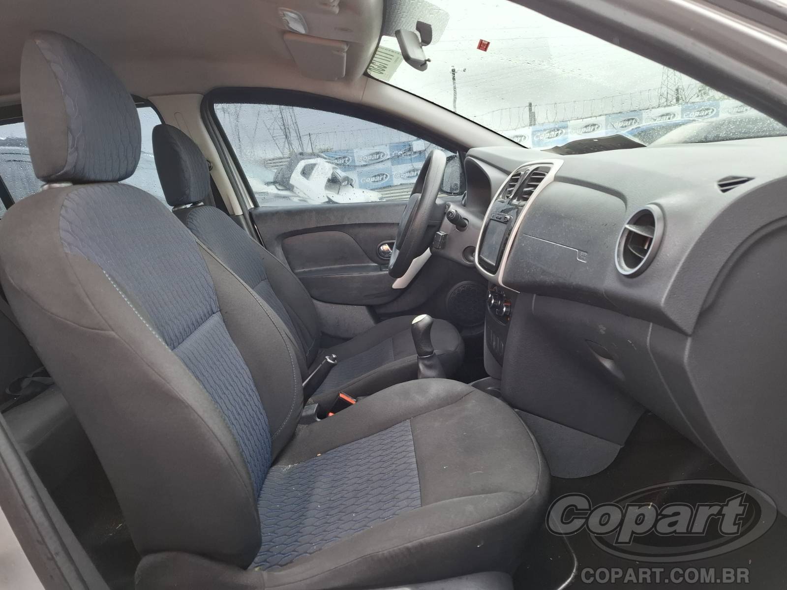 Foto 5: 2016 RENAULT SANDERO