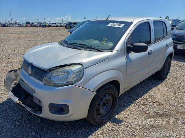 2015 FIAT UNO 