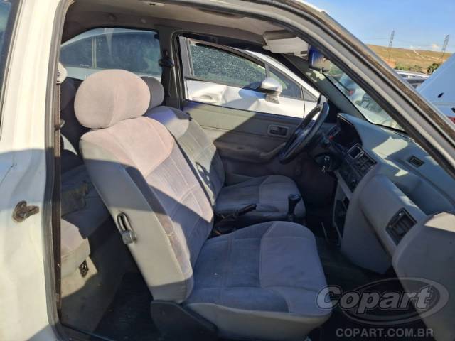 1996 FORD ESCORT 