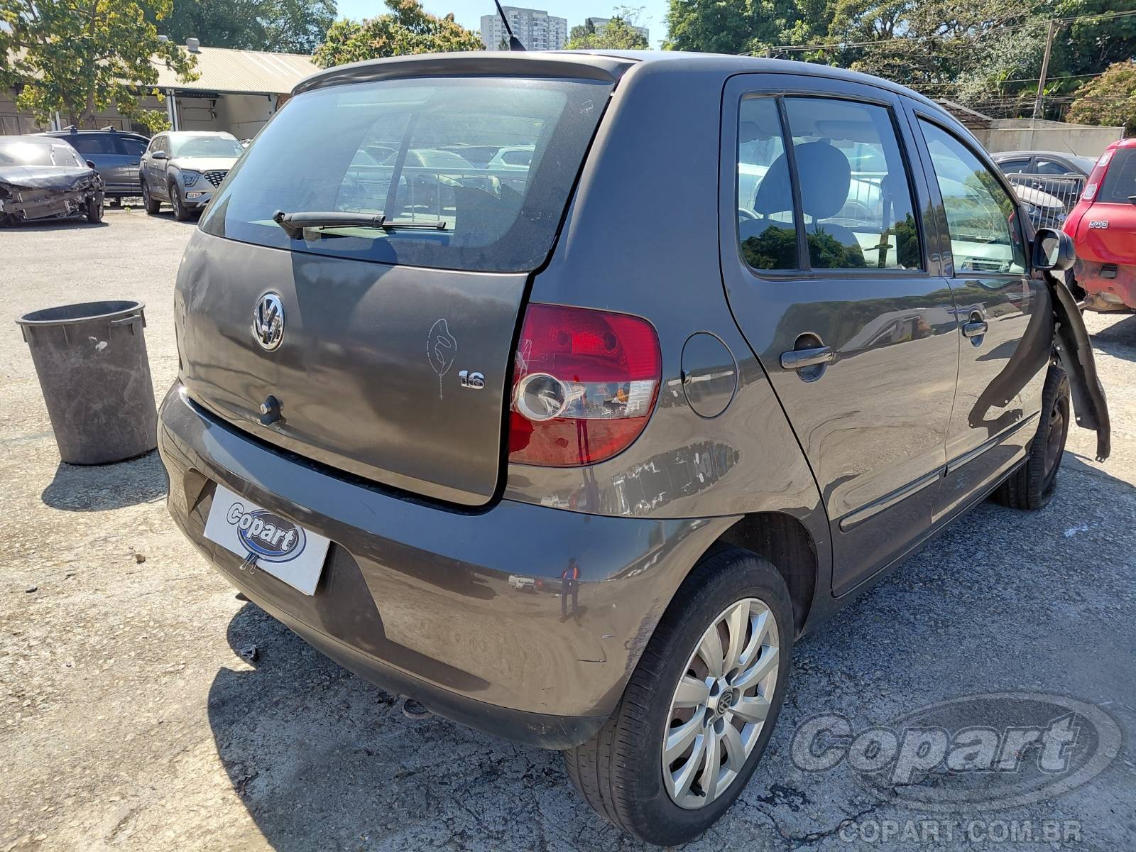 2010 VOLKSWAGEN FOX — foto 4 de 10