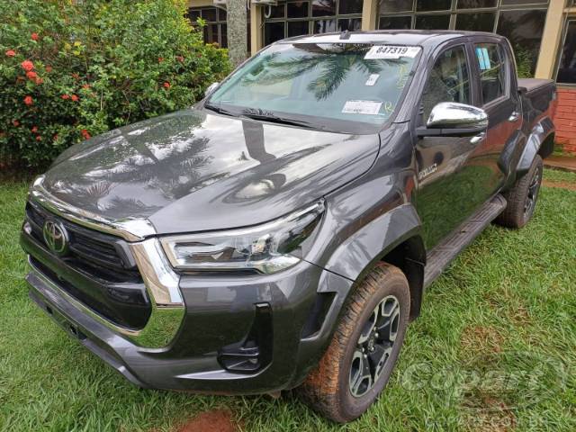 2024 TOYOTA HILUX CD 