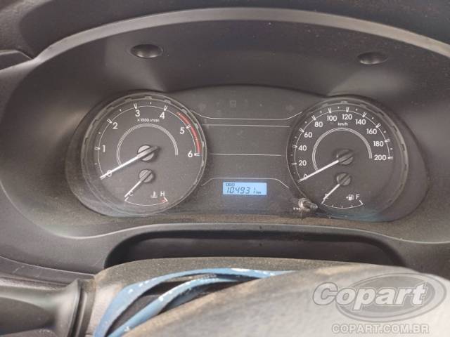 2024 TOYOTA HILUX CS 