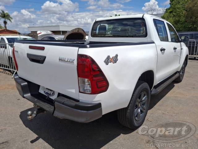 2022 TOYOTA HILUX CD 