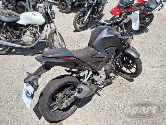 2023 HONDA CB 300F 