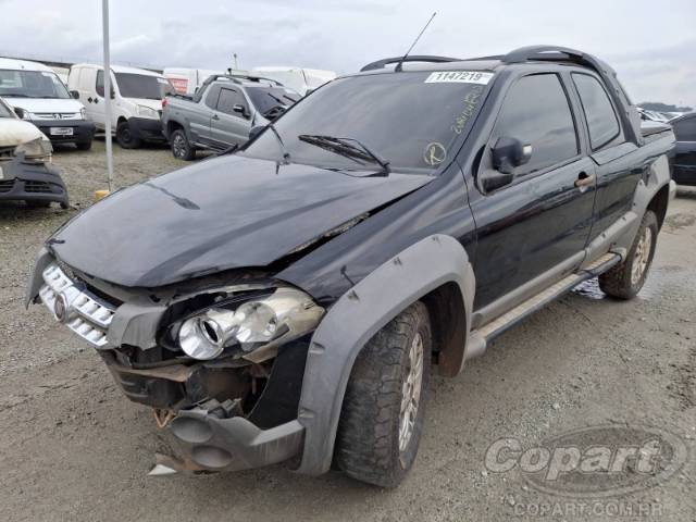 2010 FIAT STRADA 