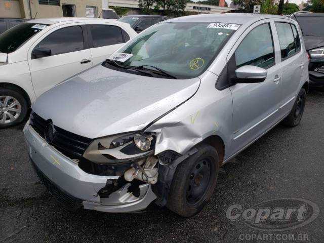 2010 VOLKSWAGEN FOX 