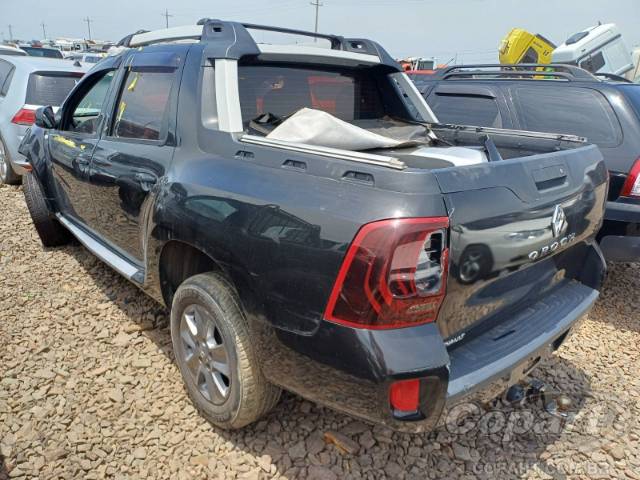 2017 RENAULT DUSTER OROCH 