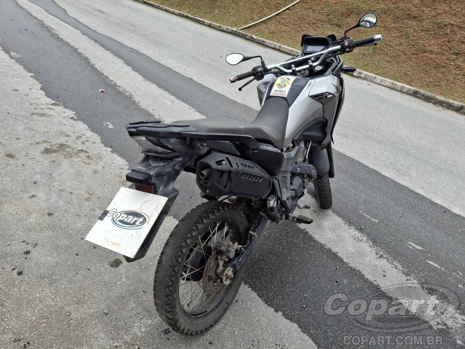 Foto 4: 2024 HONDA XRE SAHARA 300
