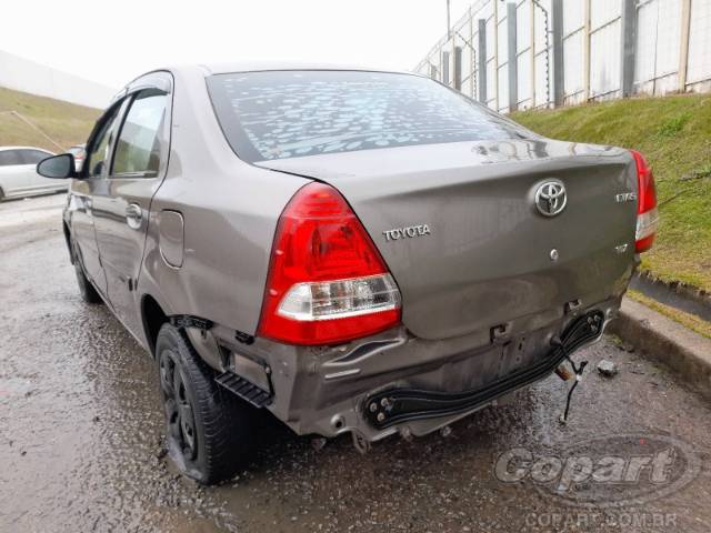 2018 TOYOTA ETIOS SEDA 
