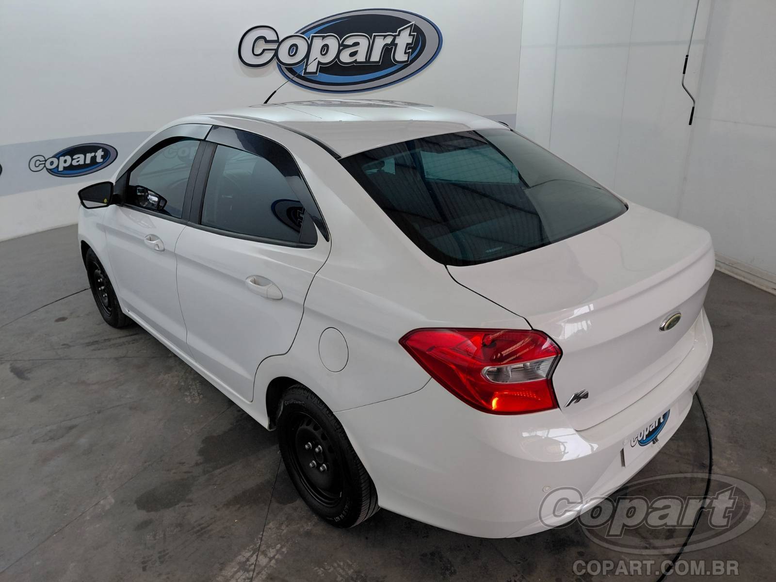 Foto 3: 2015 FORD KA SEDAN