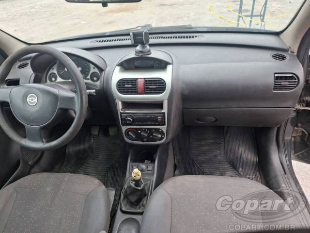 2010 CHEVROLET CORSA SEDAN 