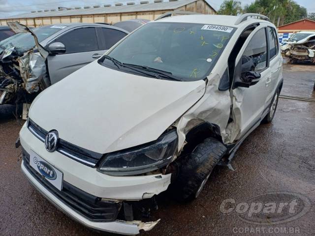 2016 VOLKSWAGEN FOX 