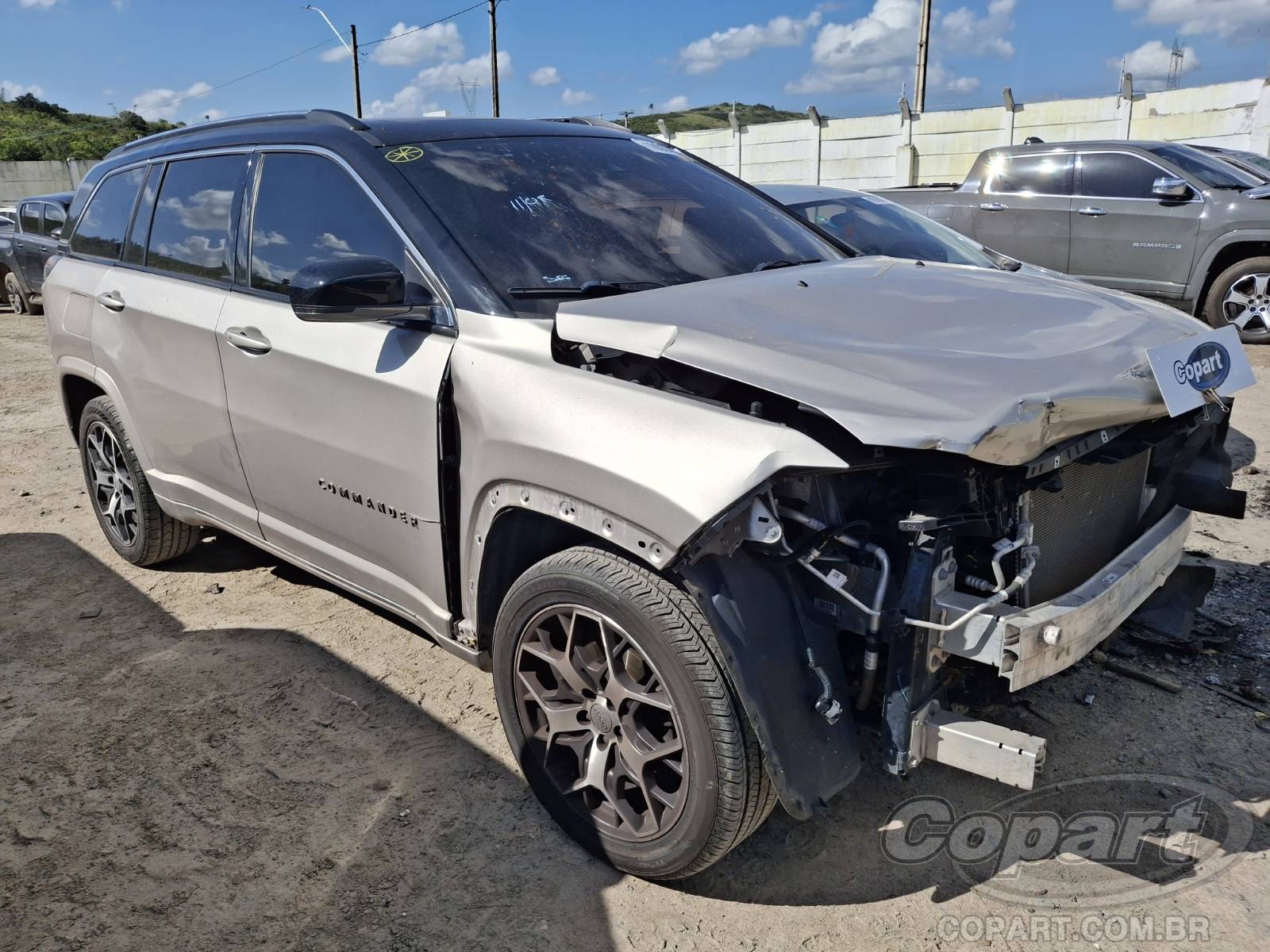 Veículo Fiat Commander JEEP COMMANDER OVERLAND T270 1.3 16V GSE TURBO 2022 2022 em leilão