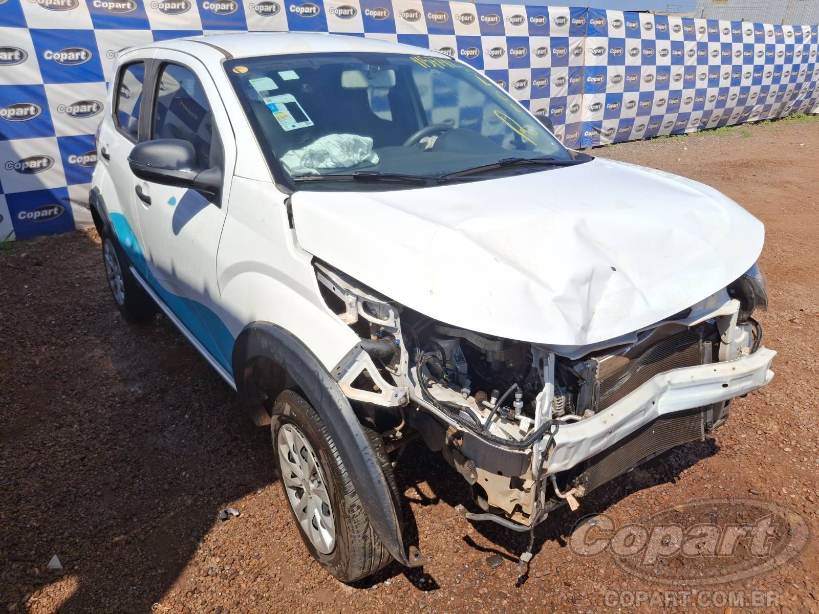 Fiat Mobi 2025 em leilão
