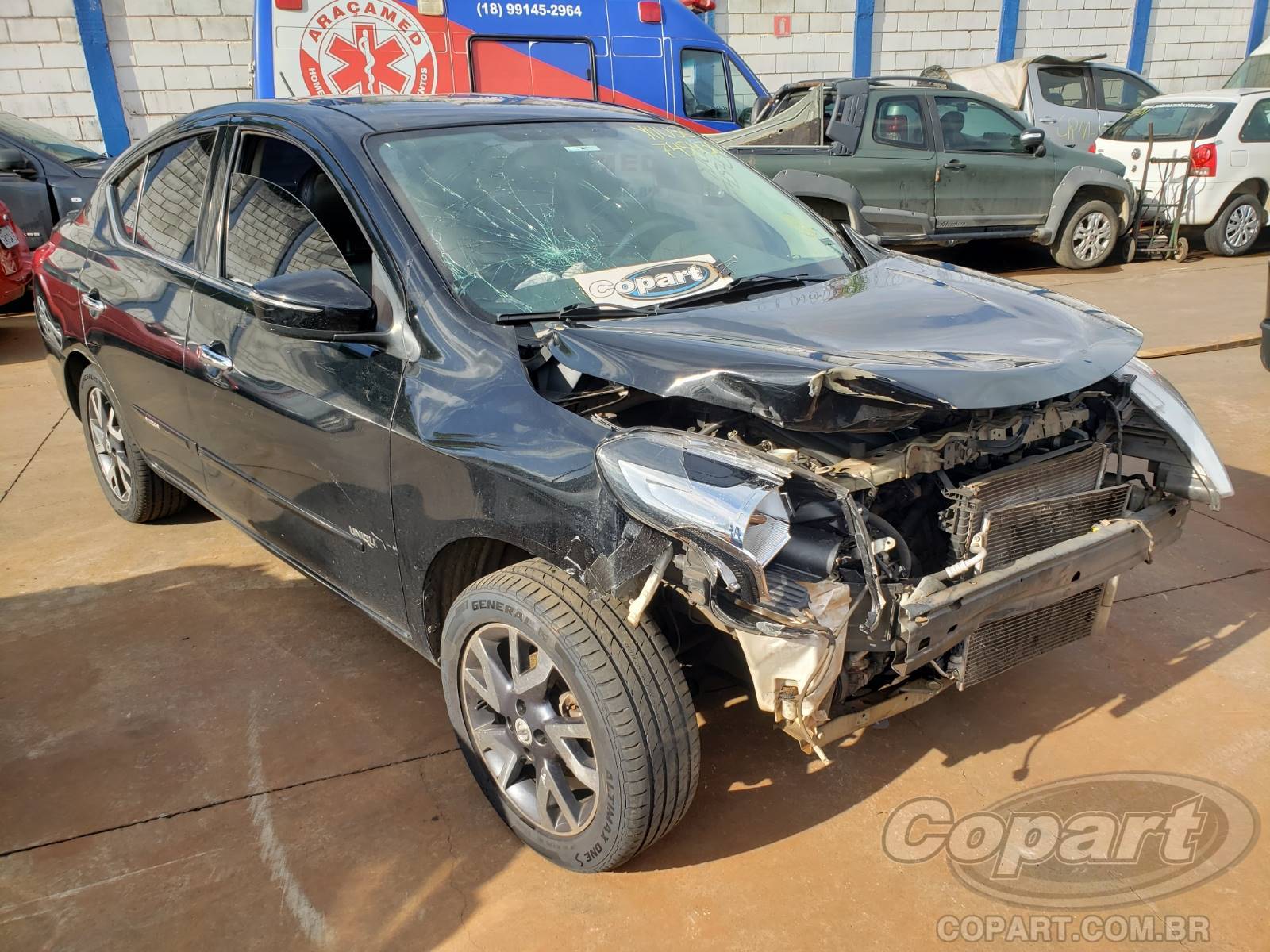 NISSAN VERSA UNIQUE 1.6 16V 2015