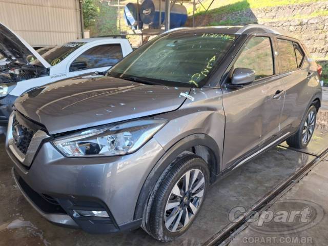 2019 NISSAN KICKS 