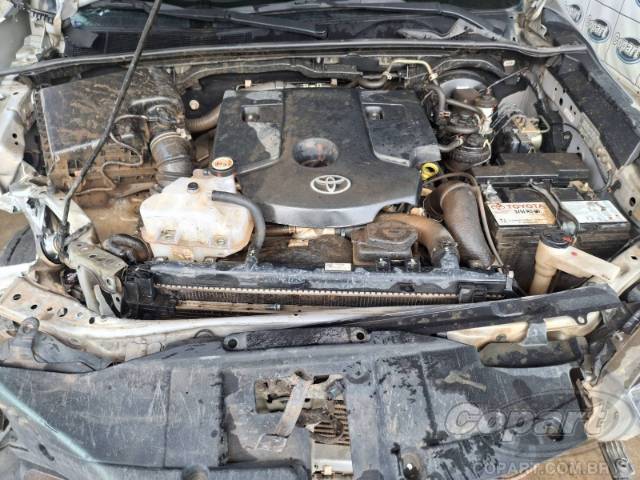 2024 TOYOTA HILUX CD 