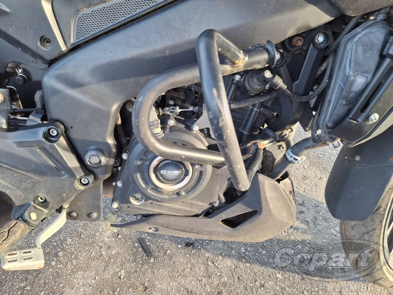 2024 BAJAJ DOMINAR — foto 5 de 10