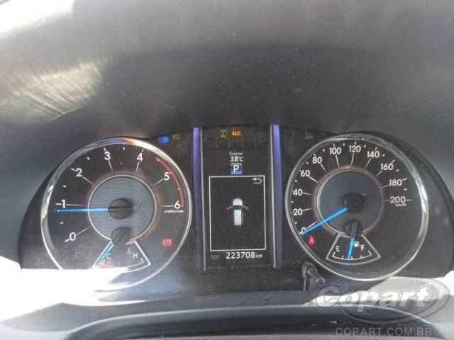 2016 TOYOTA HILUX SW4 