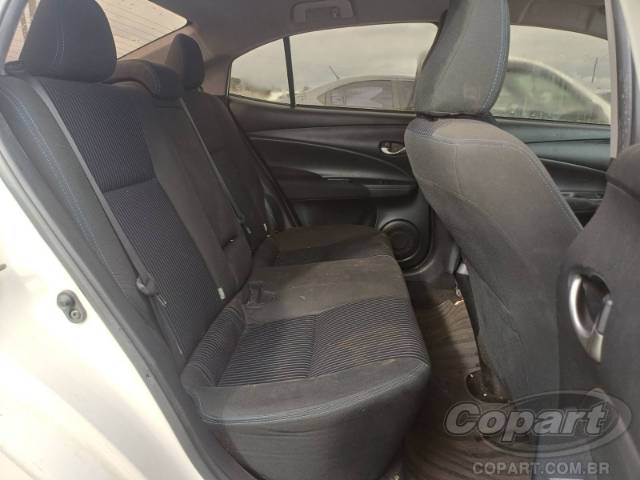 2019 TOYOTA YARIS SEDA 