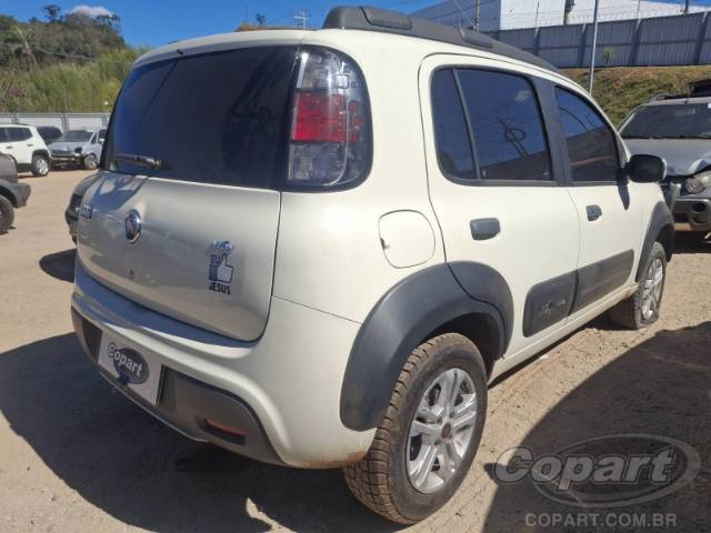 2017 FIAT UNO 