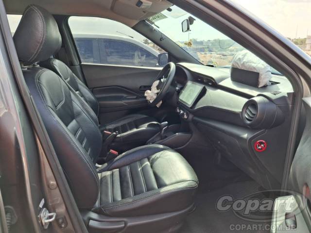 2020 NISSAN KICKS 