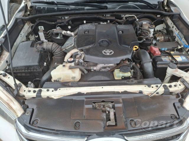 2017 TOYOTA HILUX CD 