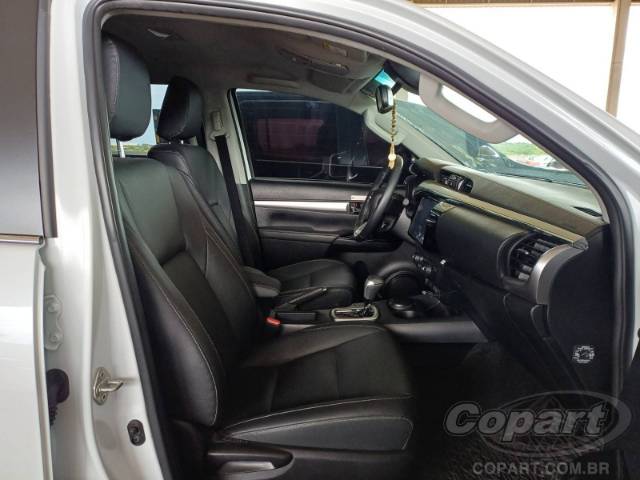 2025 TOYOTA HILUX CD 