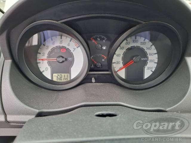 2009 FORD FIESTA SEDAN 