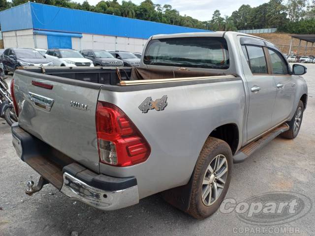 2022 TOYOTA HILUX CD 