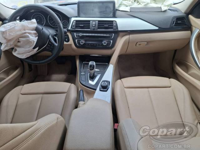 2015 BMW SERIE 3 