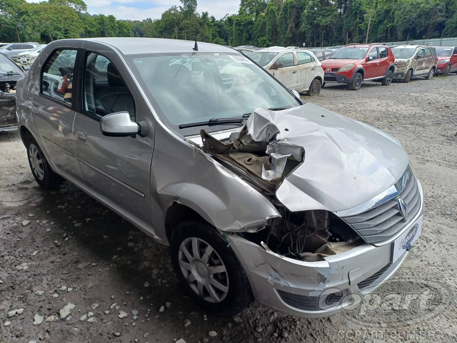 Veículo Renault Logan RENAULT LOGAN Expression 1.6 Hi-Flex 2011 2011 em leilão