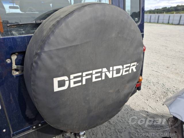 2001 LAND ROVER DEFENDER 