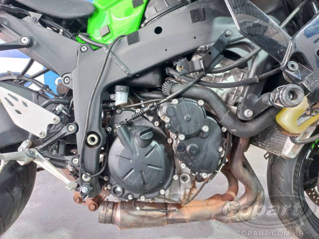 2025 KAWASAKI NINJA ZX-6R 