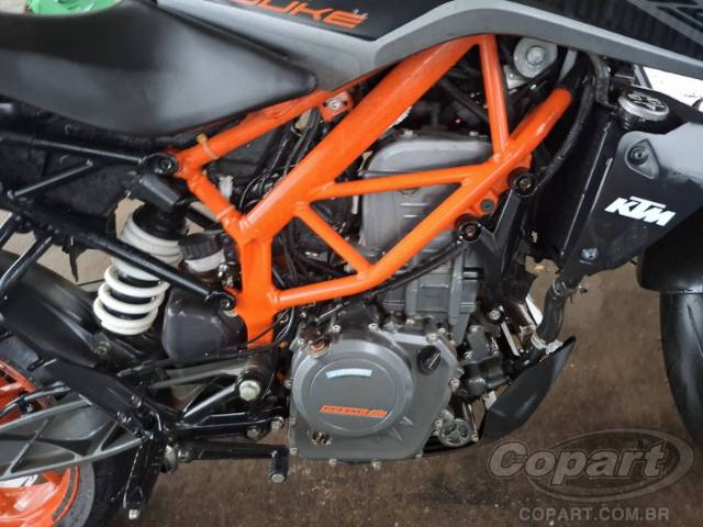 2022 KTM 390 DUKE 