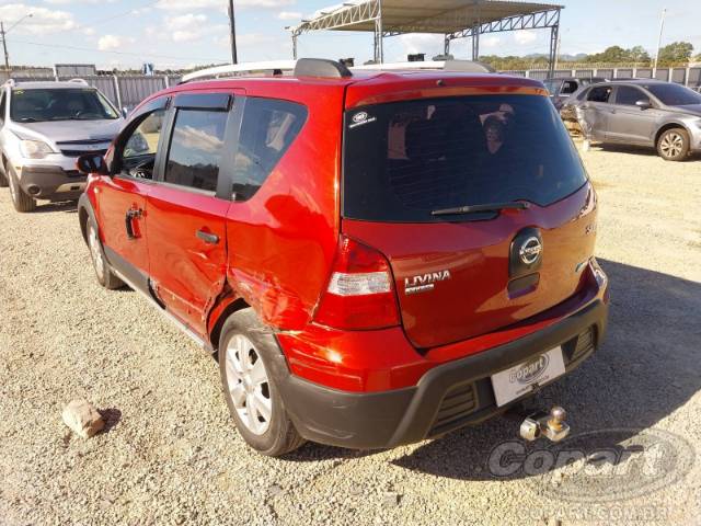 2013 NISSAN LIVINA 